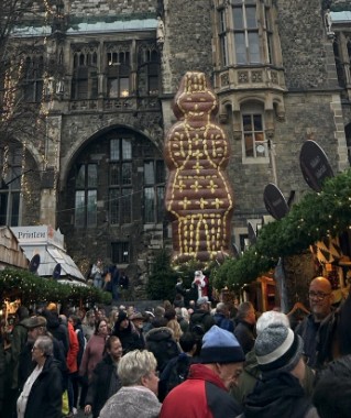Begegnung auf dem Weihnachtsmarkt